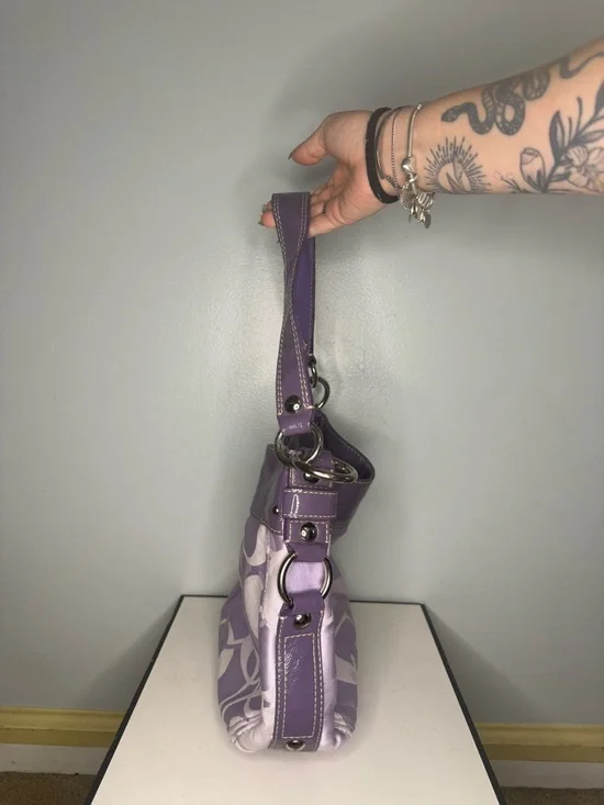 Coach Optic Signature Convertible Zoe Hobo Lilac Bag - Picture 2 of 7